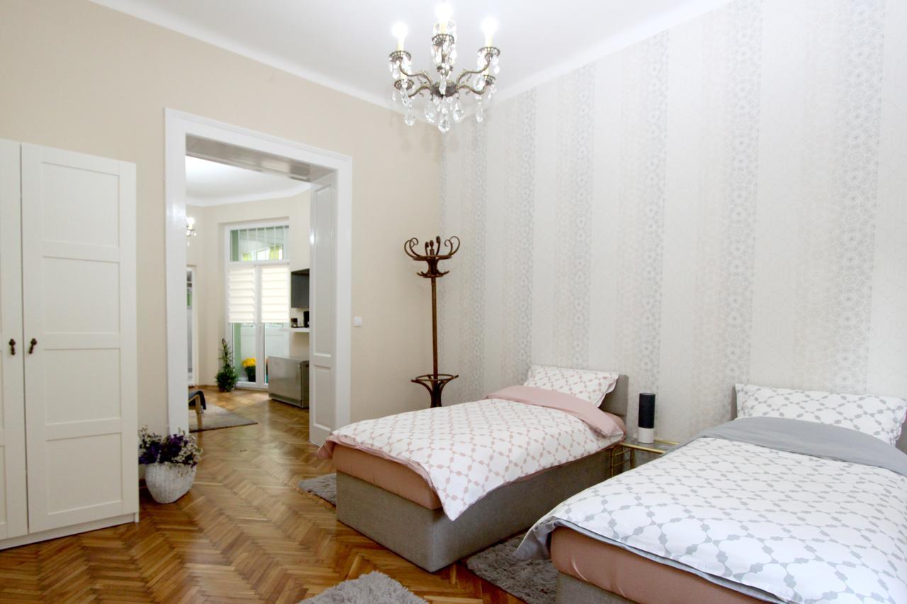 City Center Apartment Mika Bělehrad Exteriér fotografie